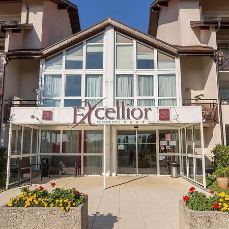 艾克塞里尔阿多尼斯日内瓦公寓大酒店 维伊芳瑟涅克斯 外观 照片